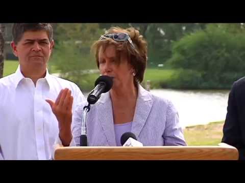 Pelosi: "It's not a crisis, it's an opportunity"