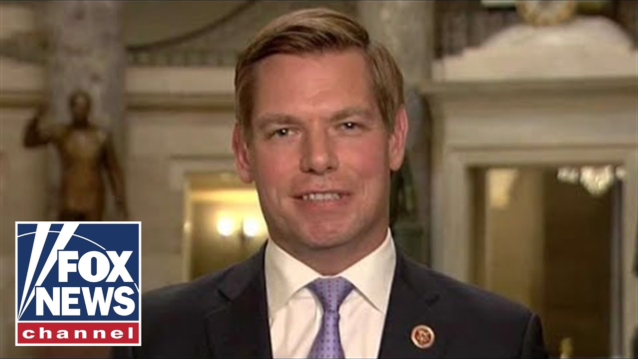 Tucker takes on Swalwell over Trump 'treason' claims